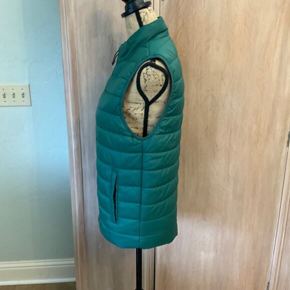 Goodfellow & Co. Green Quilted Soft puffer Full Zip Pockets Vest Warm athletic S - Picture 9 of 16